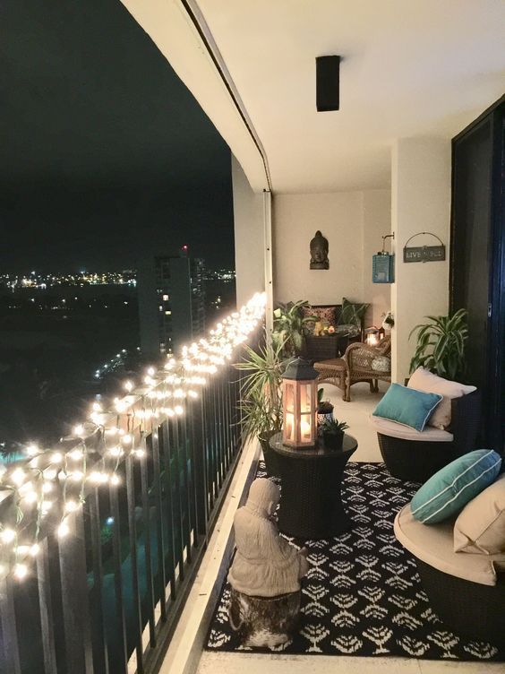 Освещение на балконе: как провести электричество и выбрать светильники